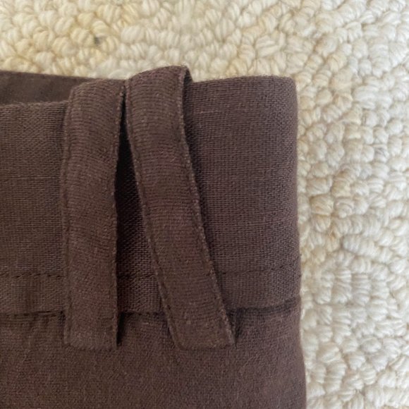 BCBG Linen Capri Pants/Shorts - Picture 4 of 7